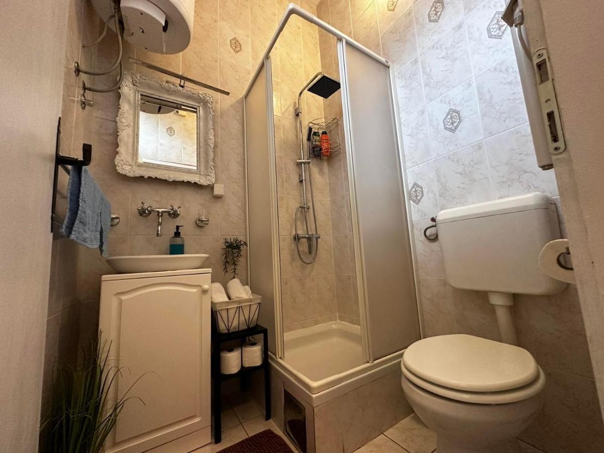 Pure Of Joy City Centre Apartment Subotica Exterior photo